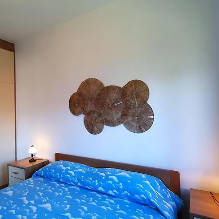 By Maggiore With Garden Σπίτι διακοπών Germignaga