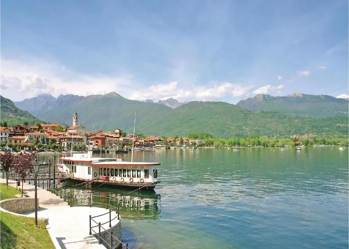 By Maggiore With Garden Vakantiehuis